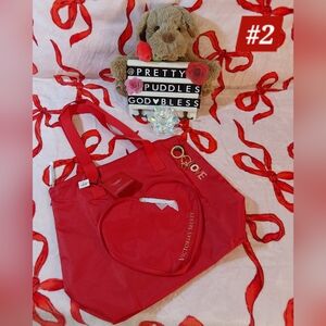 ❣️#2 - 2pc VS Valentine's Day Packable Tote & "LOVE" Charm Keychain Set ❣️